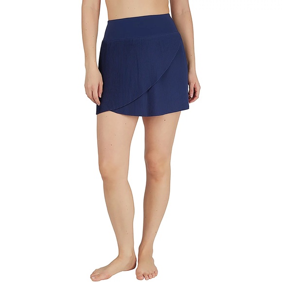 Yogalicious Dresses & Skirts - Yogalicious Lightstream Hybrid Arabella Skort